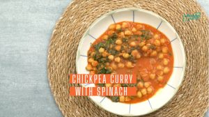 Chickpea Curry with Spinach